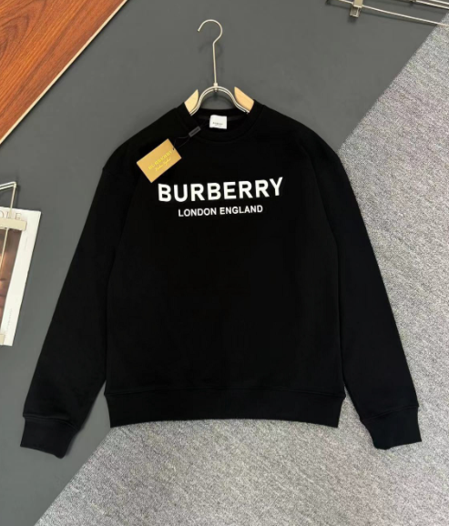 Burberry sweater